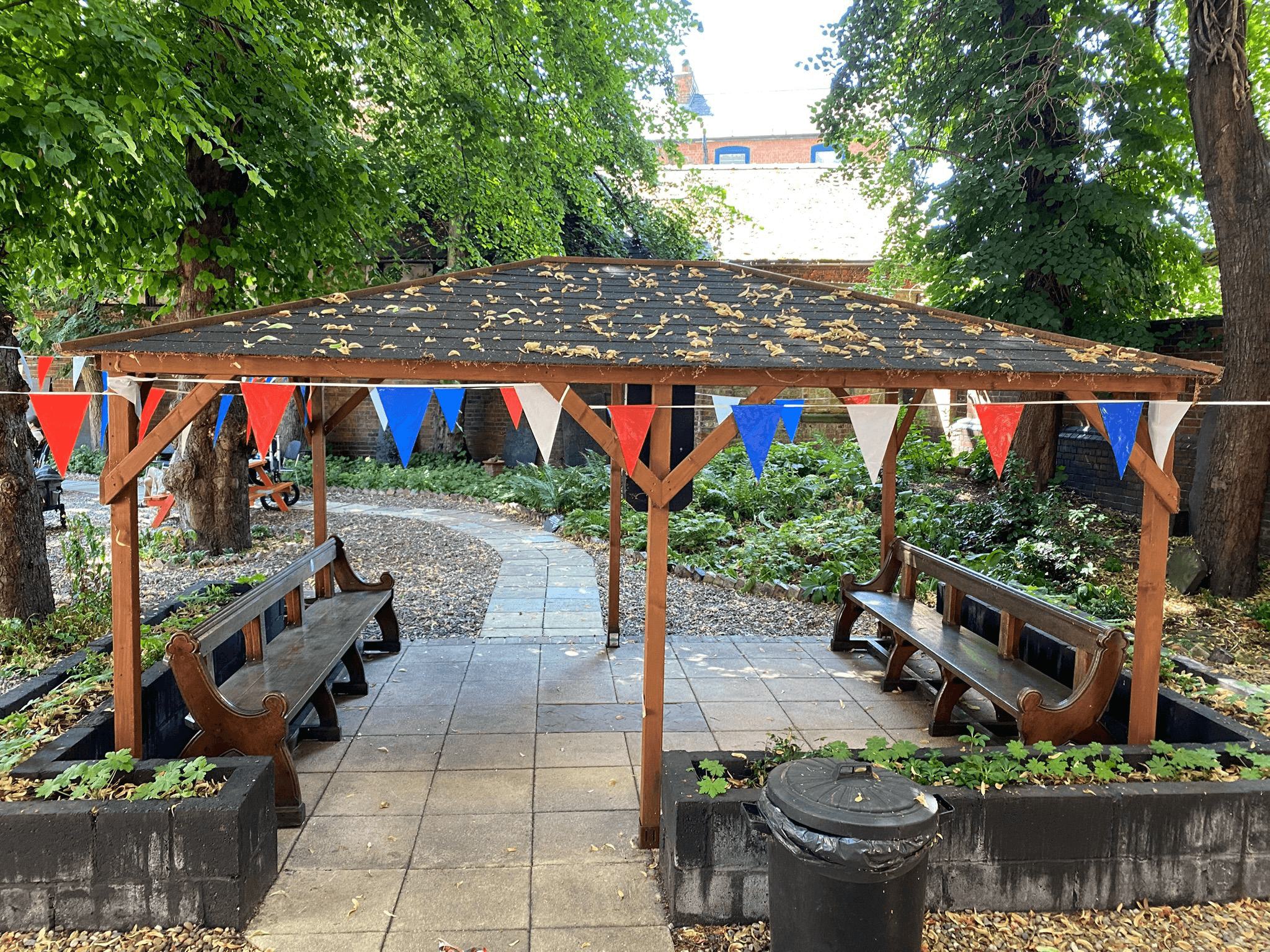St. Werburgh’s Churchyard Derby - Picture 4
